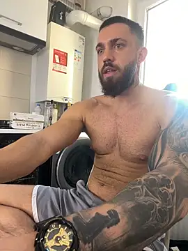 Snapshot of LoveIsBlind_ chatting on October 10, 2025, 4:55 am LoveIsBlind online show from October 10, 2025, 4:55 am