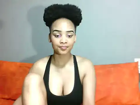 Snapshot of SmallSlut5 chatting on November 19, 2025, 2:55 am SmallSlut5 online show from November 19, 2025, 2:55 am