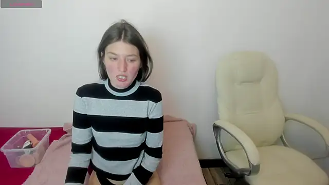 Tesa cute online show from September 11, 2025, 12:55 am