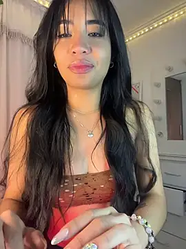 Snapshot of lina_pink chatting on April 7, 2026, 4:57 am lina pink online show from April 7, 2026, 4:57 am