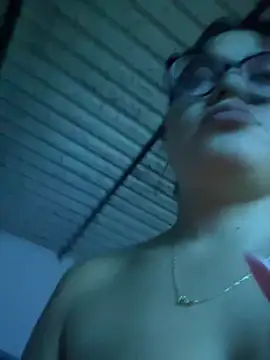 Snapshot of Karla-sexy01 chatting on February 20, 2025, 8:39 am Karla-sexy01 online show from February 20, 2025, 8:39 am