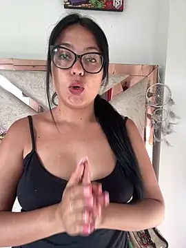 Snapshot of Karla-sexy01 chatting on September 11, 2025, 11:43 am Karla-sexy01 online show from September 11, 2025, 11:43 am