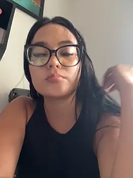 Snapshot of Karla-sexy01 chatting on November 27, 2025, 8:44 pm Karla-sexy01 online show from November 27, 2025, 8:44 pm