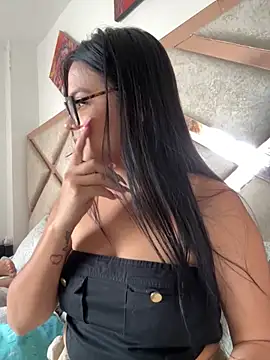 Snapshot of Karla-sexy01 chatting on December 4, 2025, 5:10 pm Karla-sexy01 online show from December 4, 2025, 5:10 pm