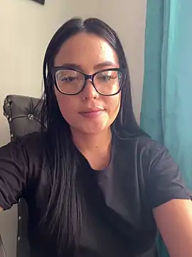 Snapshot of Karla-sexy01 chatting on December 5, 2025, 3:41 pm Karla-sexy01 online show from December 5, 2025, 3:41 pm