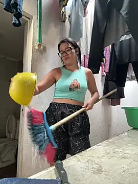 Snapshot of Karla-sexy01 chatting on March 3, 2026, 1:28 pm Karla-sexy01 online show from March 3, 2026, 1:28 pm