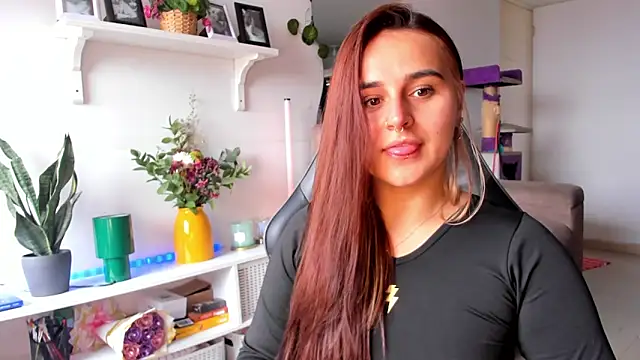 evy orange1 online show from March 16, 2026, 3:05 pm