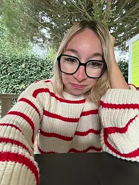 Snapshot of Giuliana_baby chatting on July 15, 2026, 6:40 am Giuliana baby online show from July 15, 2026, 6:40 am