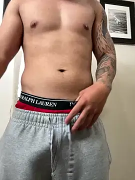 Snapshot of ilov3bigbootylatinas chatting on March 21, 2026, 6:18 am ilov3bigbootylatinas online show from March 21, 2026, 6:18 am