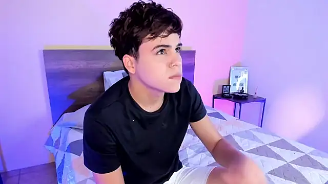 Snapshot of justinbiler chatting on January 29, 2025, 12:24 pm justinbiler online show from January 29, 2025, 12:24 pm