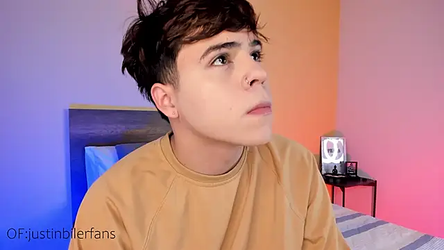 Snapshot of justinbiler chatting on February 17, 2025, 12:38 pm justinbiler online show from February 17, 2025, 12:38 pm