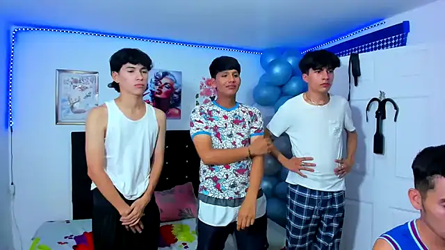 Alexander and Xiao online show from March 22, 2025, 4:35 am