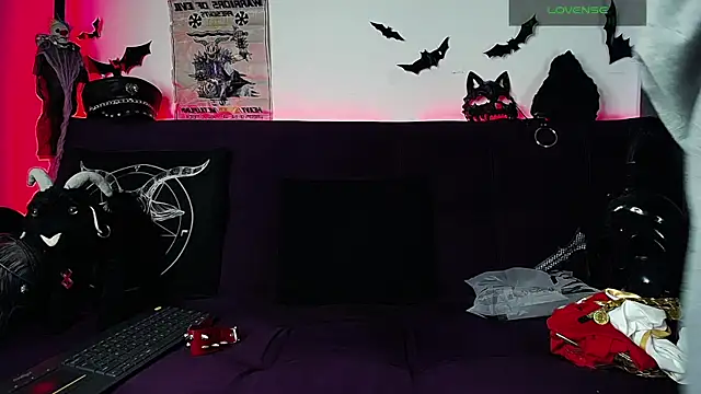 Snapshot of blckwolf_6 chatting on November 14, 2025, 3:00 pm blckwolf 6 online show from November 14, 2025, 3:00 pm