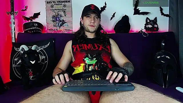 Snapshot of blckwolf_6 chatting on December 1, 2025, 7:30 pm blckwolf 6 online show from December 1, 2025, 7:30 pm
