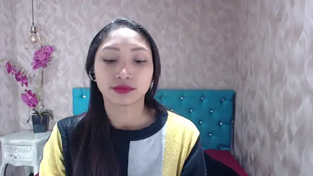 Snapshot of MadelineDoll chatting on February 3, 2025, 12:47 pm MadelineDoll online show from February 3, 2025, 12:47 pm