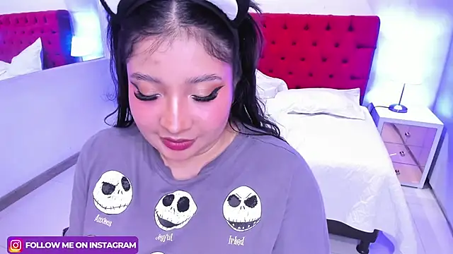 Emma monserrat online show from March 14, 2025, 2:10 am