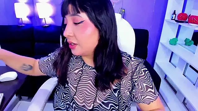 Emma monserrat online show from May 2, 2026, 11:26 am