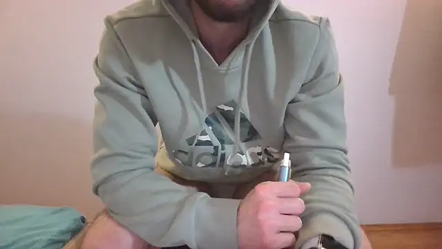 Turkboy 17 online show from February 16, 2025, 4:32 pm