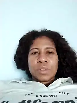 Snapshot of Ivon-09 chatting on January 1, 2025, 12:33 pm Ivon-09 online show from January 1, 2025, 12:33 pm