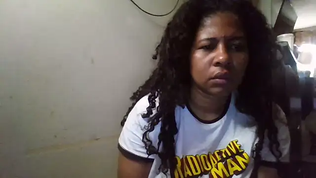 Snapshot of Ivon-09 chatting on November 6, 2025, 11:33 am Ivon-09 online show from November 6, 2025, 11:33 am