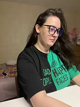 Snapshot of hungry1bunny chatting on January 14, 2025, 6:17 pm hungry1bunny online show from January 14, 2025, 6:17 pm