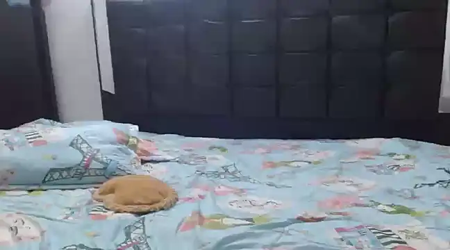 charlotte slut online show from February 4, 2025, 11:27 pm