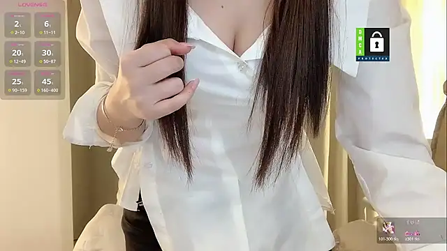 zhuzhu-520- online show from November 2, 2025, 4:09 pm