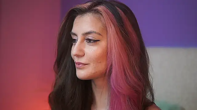 SabrinaHope online show from December 13, 2025, 9:53 pm