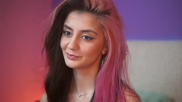 SabrinaHope online show from December 15, 2025, 8:24 pm