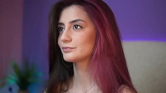 SabrinaHope online show from June 5, 2026, 5:07 pm