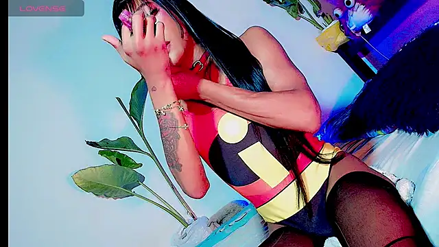 Snapshot of HELEM__S7 chatting on September 23, 2025, 1:58 pm HELEM S7 online show from September 23, 2025, 1:58 pm