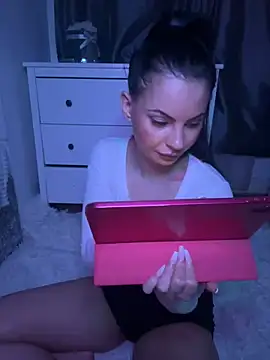 Snapshot of Lexy669 chatting on December 17, 2024, 9:49 pm Lexy669 online show from December 17, 2024, 9:49 pm