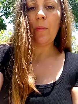 SofiEstevez online show from October 19, 2025, 3:56 pm