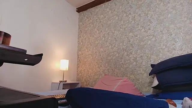 Snapshot of nicol_f chatting on September 20, 2025, 7:26 pm nicol f online show from September 20, 2025, 7:26 pm