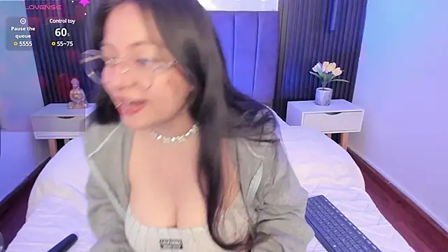 Snapshot of melany_heaven chatting on March 7, 2025, 8:45 am melany heaven online show from March 7, 2025, 8:45 am