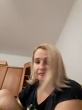 Snapshot of Malichkaanna30 chatting on December 15, 2024, 4:04 pm Malichkaanna30 online show from December 15, 2024, 4:04 pm