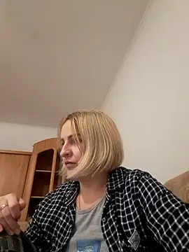 Snapshot of Malichkaanna30 chatting on December 23, 2024, 1:03 pm Malichkaanna30 online show from December 23, 2024, 1:03 pm