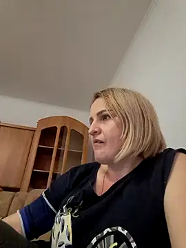 Snapshot of Malichkaanna30 chatting on January 11, 2025, 9:57 am Malichkaanna30 online show from January 11, 2025, 9:57 am