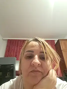 Snapshot of Malichkaanna30 chatting on February 25, 2025, 7:36 pm Malichkaanna30 online show from February 25, 2025, 7:36 pm