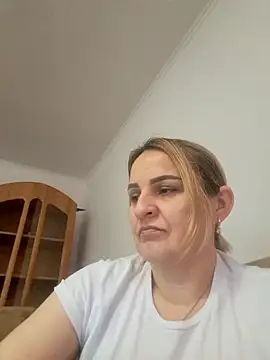 Snapshot of Malichkaanna30 chatting on March 2, 2025, 9:42 am Malichkaanna30 online show from March 2, 2025, 9:42 am