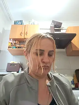 Snapshot of Malichkaanna30 chatting on September 19, 2025, 12:50 pm Malichkaanna30 online show from September 19, 2025, 12:50 pm