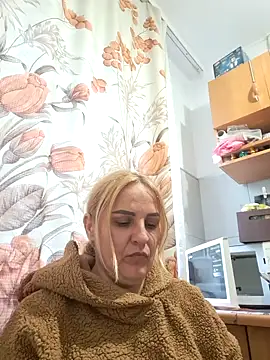 Snapshot of Malichkaanna30 chatting on October 23, 2025, 1:21 pm Malichkaanna30 online show from October 23, 2025, 1:21 pm