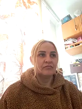 Snapshot of Malichkaanna30 chatting on October 25, 2025, 9:28 am Malichkaanna30 online show from October 25, 2025, 9:28 am