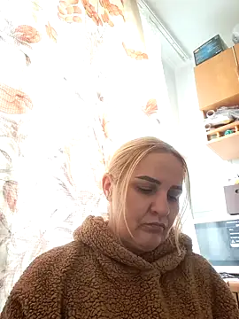 Snapshot of Malichkaanna30 chatting on October 26, 2025, 8:42 am Malichkaanna30 online show from October 26, 2025, 8:42 am