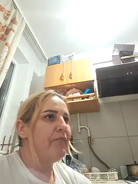 Snapshot of Malichkaanna30 chatting on December 15, 2025, 5:28 pm Malichkaanna30 online show from December 15, 2025, 5:28 pm