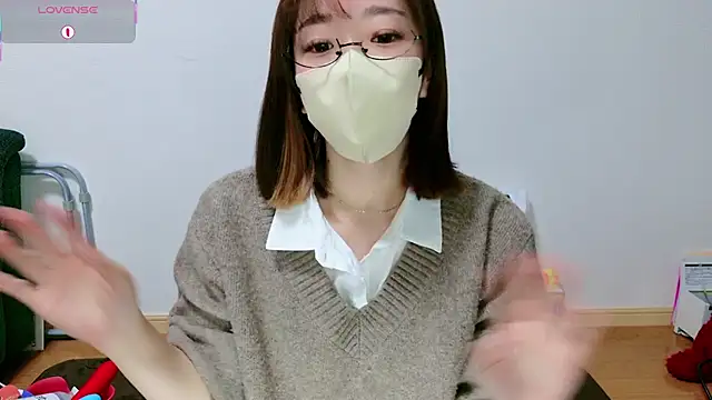 Snapshot of Rio_chan_ chatting on May 3, 2026, 11:16 am Rio chan online show from May 3, 2026, 11:16 am