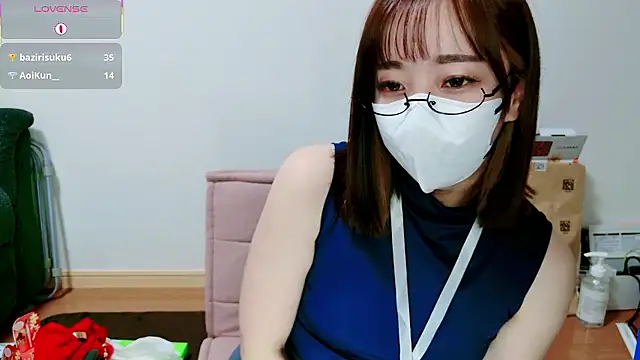 Rio chan  online show from June 7, 2026, 12:42 pm