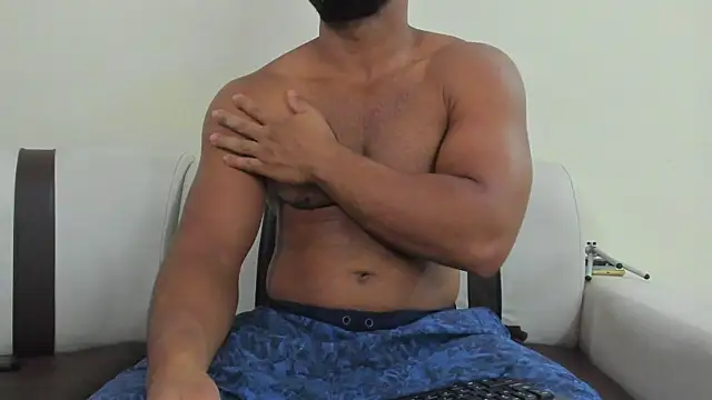 Snapshot of lunainsane58 chatting on August 4, 2026, 8:17 am lunainsane58 online show from August 4, 2026, 8:17 am