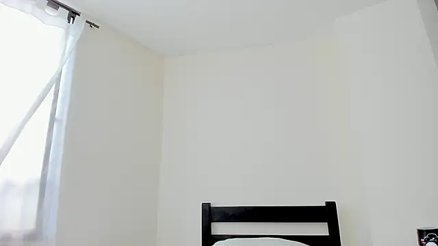 Snapshot of evely_coelloo chatting on December 30, 2024, 8:04 pm evely coelloo online show from December 30, 2024, 8:04 pm