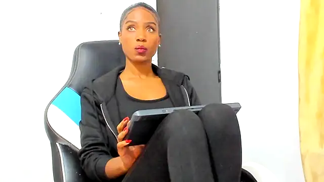 Snapshot of Kalua_Brown chatting on March 27, 2026, 5:01 pm Kalua Brown online show from March 27, 2026, 5:01 pm